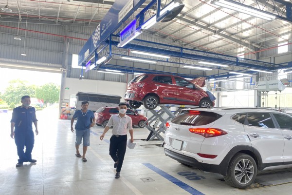 Sau nghỉ lễ, tấp nập xe tới bảo dưỡng & sửa chữa tại Hyundai Tuyên Quang.
