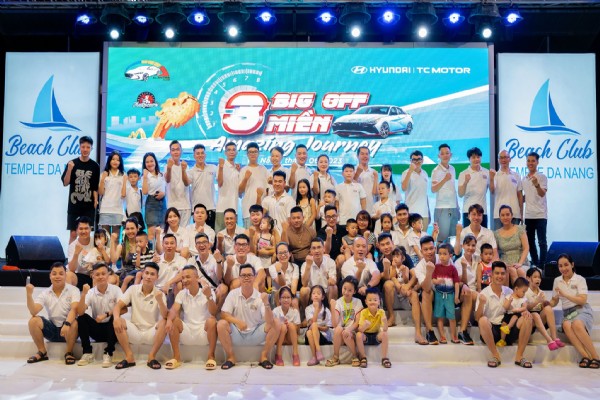 Hơn 50 chiếc Hyundai Elantra diễu hành kỉ niệm thành lập CLB Elantra Việt Nam