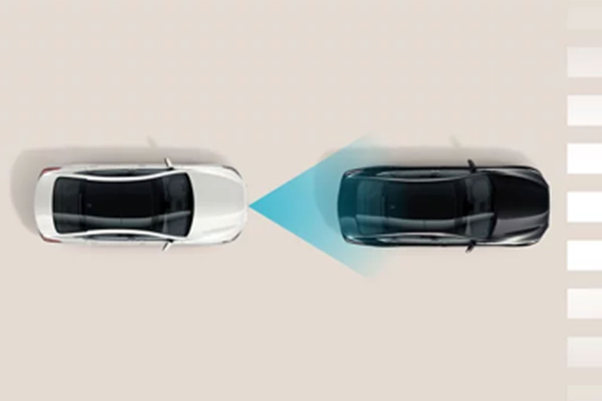 Hỗ trợ phòng tránh va chạm phía trước (FCA)